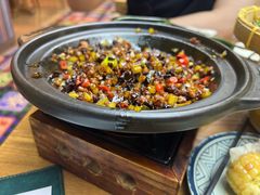 -云海肴·汽锅鸡·云南菜(天山百盛优客店)