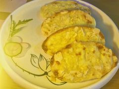 招牌面包-樱花里音乐餐吧·牛扒椰子鸡(东圃店)