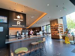 -星巴克臻选(上海长风大悦城店)