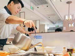 -海底捞火锅(凤凰广场店)