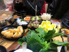 -左庭右院鲜牛肉火锅(金山万达店)