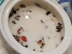 -广信牛奶甜品世家(台东店)