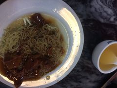 牛腩捞面-兴兴旺·冬瓜盅·啫啫煲(西华路店)