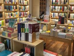 -猫的天空之城概念书店(景德镇陶溪川店)