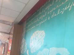 -麦当劳(虹梅路地铁站店)