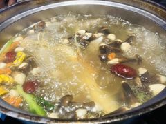 -千岛蚝高压锅生蚝·人参火锅(白云万达店)