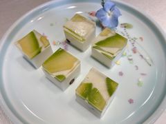 -景月阁空中食府(希尔顿酒店)