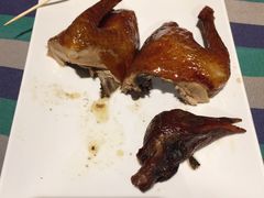 红烧乳鸽-兰桂坊粤泰美食(较场西店)