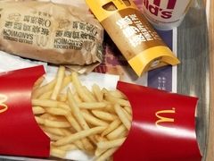 -麦当劳(杭州西湖银泰百货店)