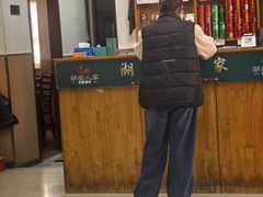 -湖南人家湘菜馆(镇江路店)