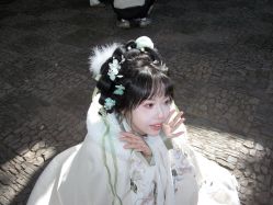 -一揽芳华汉服旗袍体验馆(拙政园店)