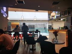 -POKEE VIA&Brunch·维娅(重庆来福士店)