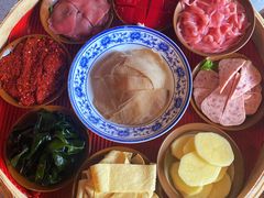 -山悦里 山野·鲜火锅(罗斯福广场店)