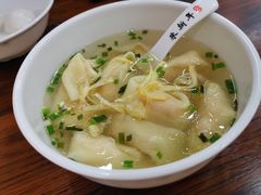 虾仁馄饨-朱新年·苏式汤团·面点(北寺塔店)