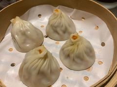 蟹粉小笼包-成隆行·蟹王府(九江路店)