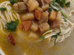 -金杨拉面王小吃面馆·牛三宝面·红烧牛肉粉
