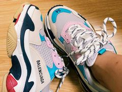 -BALENCIAGA(比斯特苏州购物村店)