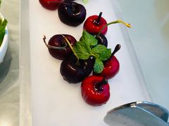 樱桃鹅肝-小大董·烤鸭(观景餐厅·南京西路店)