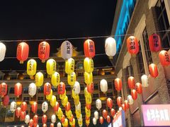 -吴山路夜市