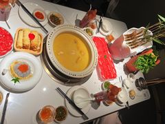 -领鲜天下·焗海鲜·花胶鸡(天目里店)