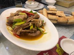 -马尔龙新疆饭店·清真(瑞景店)