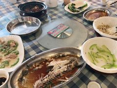 -钱大妈海鲜饭店(保利林语店)