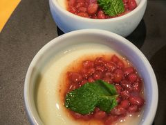 红豆豆花布丁-鸿章小馆·现煲合肥菜(无锡滨湖万达店)