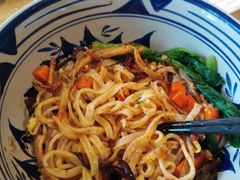 -头壹号  羊汤·饸饹面·大油条(嘉华店)