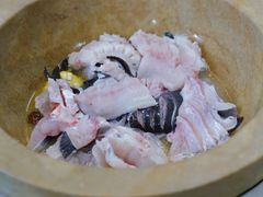 -抚仙湖野生菌石锅鱼(腾冲总店)