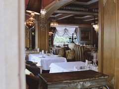 -火车头法国西餐厅