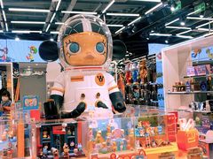 -泡泡玛特POPMART(侨福芳草地店)
