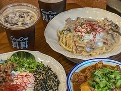 -CowCow其其·牛杂咖啡公司(六运店)