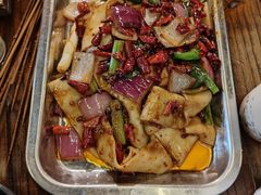 火爆定西宽粉-杨老头鲜货烧烤(太古里店)