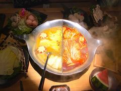飞鱼籽墨鱼滑-湊湊火锅·茶憩(杭州湖滨银泰in77店)