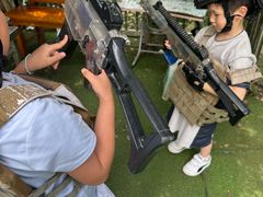 -东湖小天池真人CS彩弹野战基地