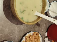 -闫府私房菜·百年鲁菜(恒隆店)