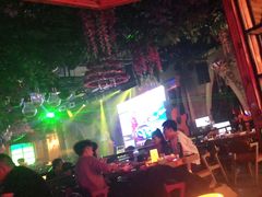 -9527星耀烧烤音乐酒馆