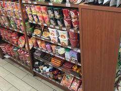 -全家便利店(东直门店)