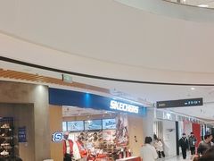 -丽达购物中心(崂山店)