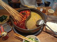 -郑记·古法黑砂锅串串(龙泉店)