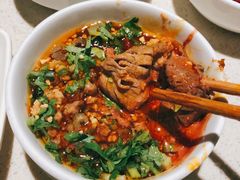 -海底捞火锅鲜切牛肉主题店(长寿路店)