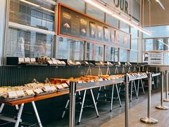自助取餐区-OUR Bakery(三里屯太古里店)