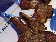 苏尼特金质烤羊排-三个蒙古大叔羊肉串(大宁店)