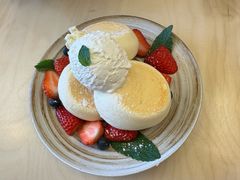 杂莓舒芙蕾配马斯卡彭奶油-oh! by FINE cafe&canteen