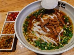 -湘人龙记老长沙米粉(华普国际大厦店)