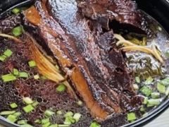 -小龙大肉面馆