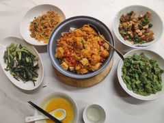-楚山晓·湖北菜(武汉光谷K11店)