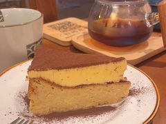 -C.Y Cafe