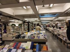 -先锋书店(五台山总店)