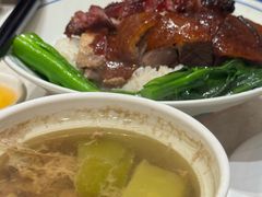 -香港新发烧腊茶餐厅(水围店)